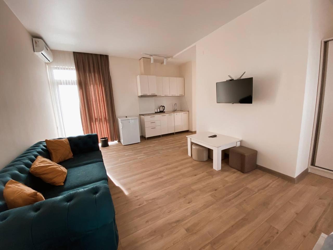 Gg Aparthotel 바투미 외부 사진